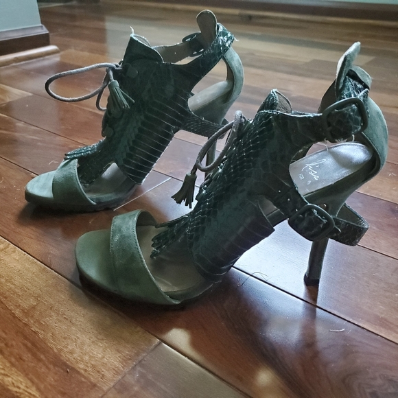 Lisa for Donald J. Pliner Shoes - Donald J. Pliner Lace-Up Suede/Snake Sandals Sz 8